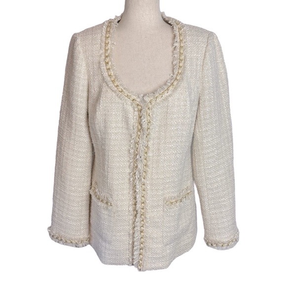 Boston Proper blazer jacket  size 12 cream tweed  w/pockets gold chain boarder - Picture 1 of 8